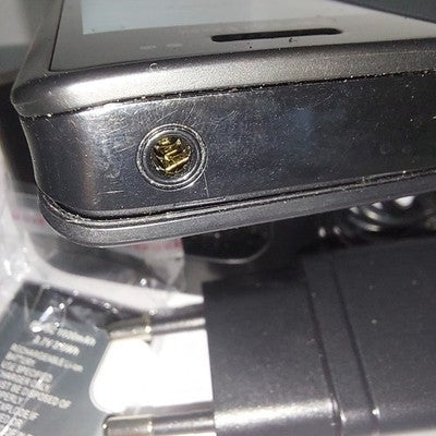 FRITZ!Fon X6 schwarz +Akkus DECT-Komforttelefon klares Farbdisplay HD-Telefonie