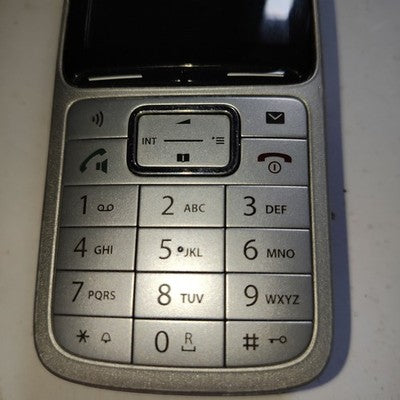 Unify OpenScape DECT Phone SL5 fast NEU mit Ladeschale Gürtelclip Akku Netzteil