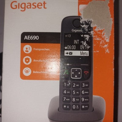 GIGASET AE690 wie NEU Schnurloses Telefon Basisstation Ladestation Akkus DECT