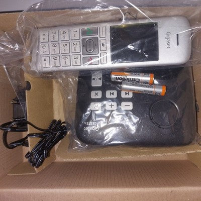 Gigaset CE575A WieNEU Schnurlostelefon Akku silber Anrufbeantworter Farbdisplay